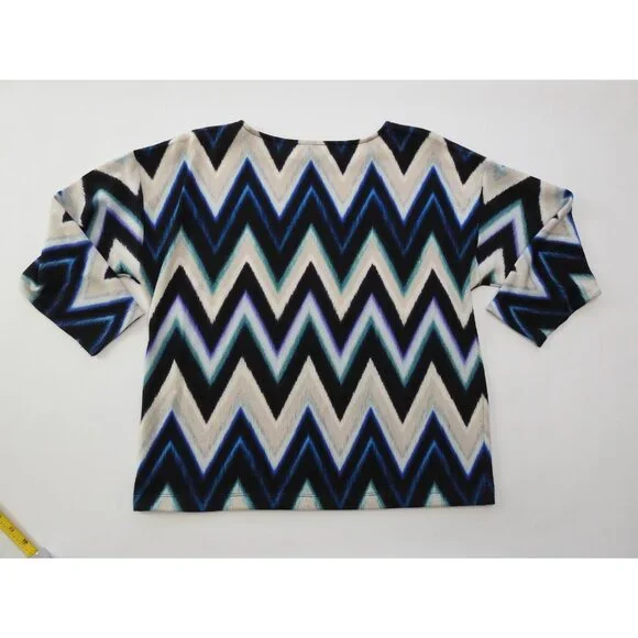 Chicos Blue Black Chevron Zig Zag Stretch Knit Top Size 1 Med Boat Neck - Picture 9 of 11